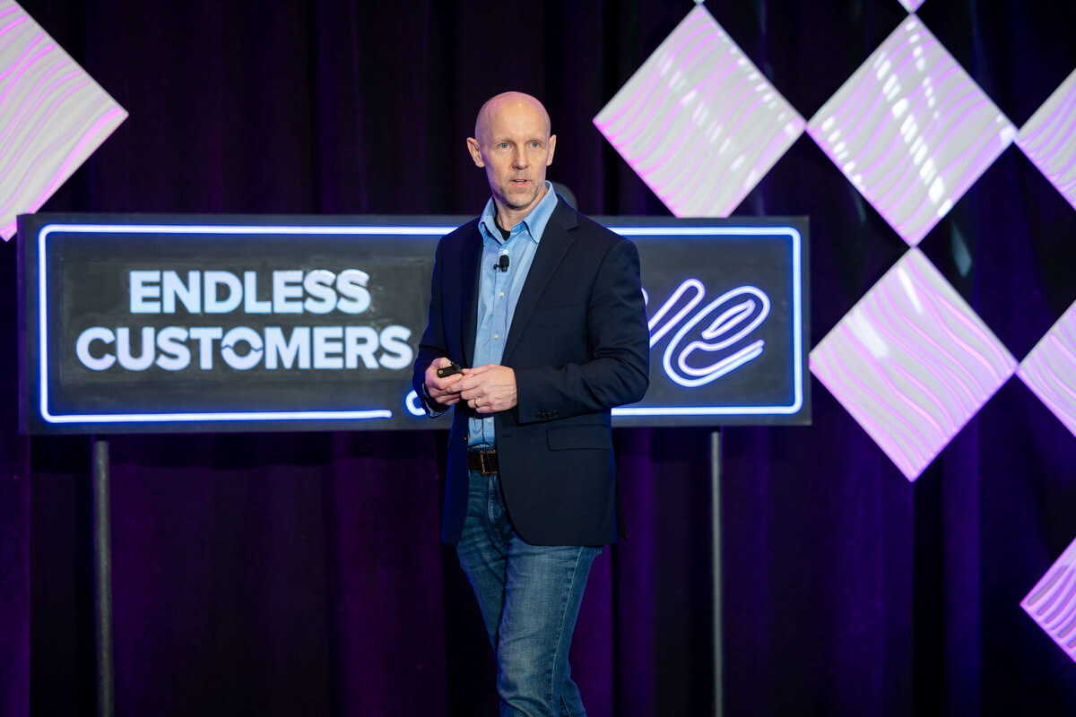 stage-endlesschicago (1)